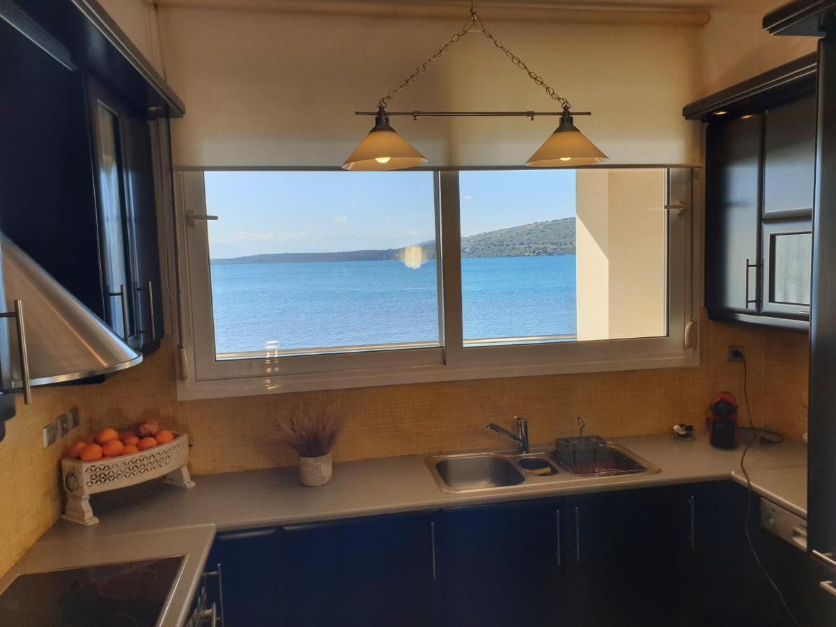 Boho Beach House In Itea-Delphi Buitenkant foto