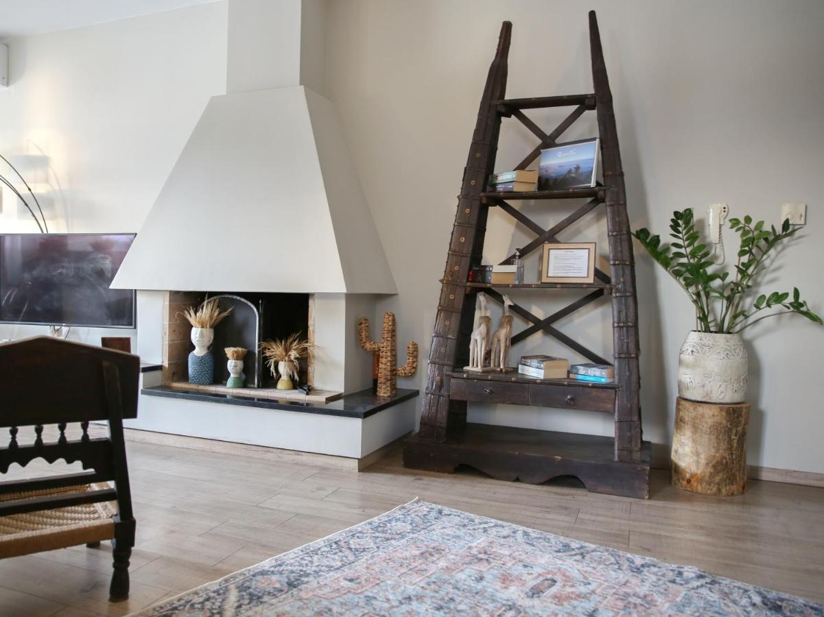 Boho Beach House In Itea-Delphi Buitenkant foto
