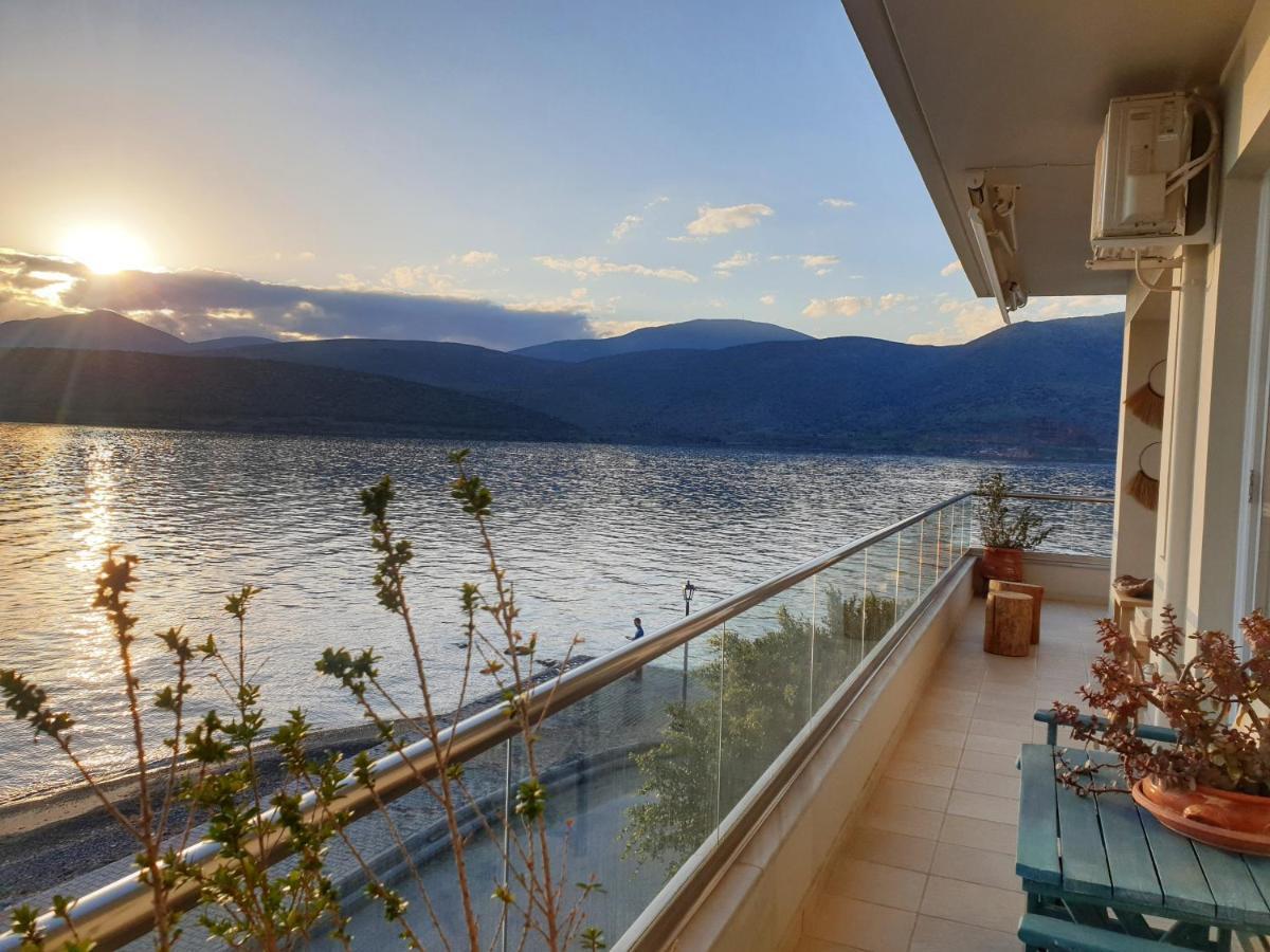 Boho Beach House In Itea-Delphi Buitenkant foto