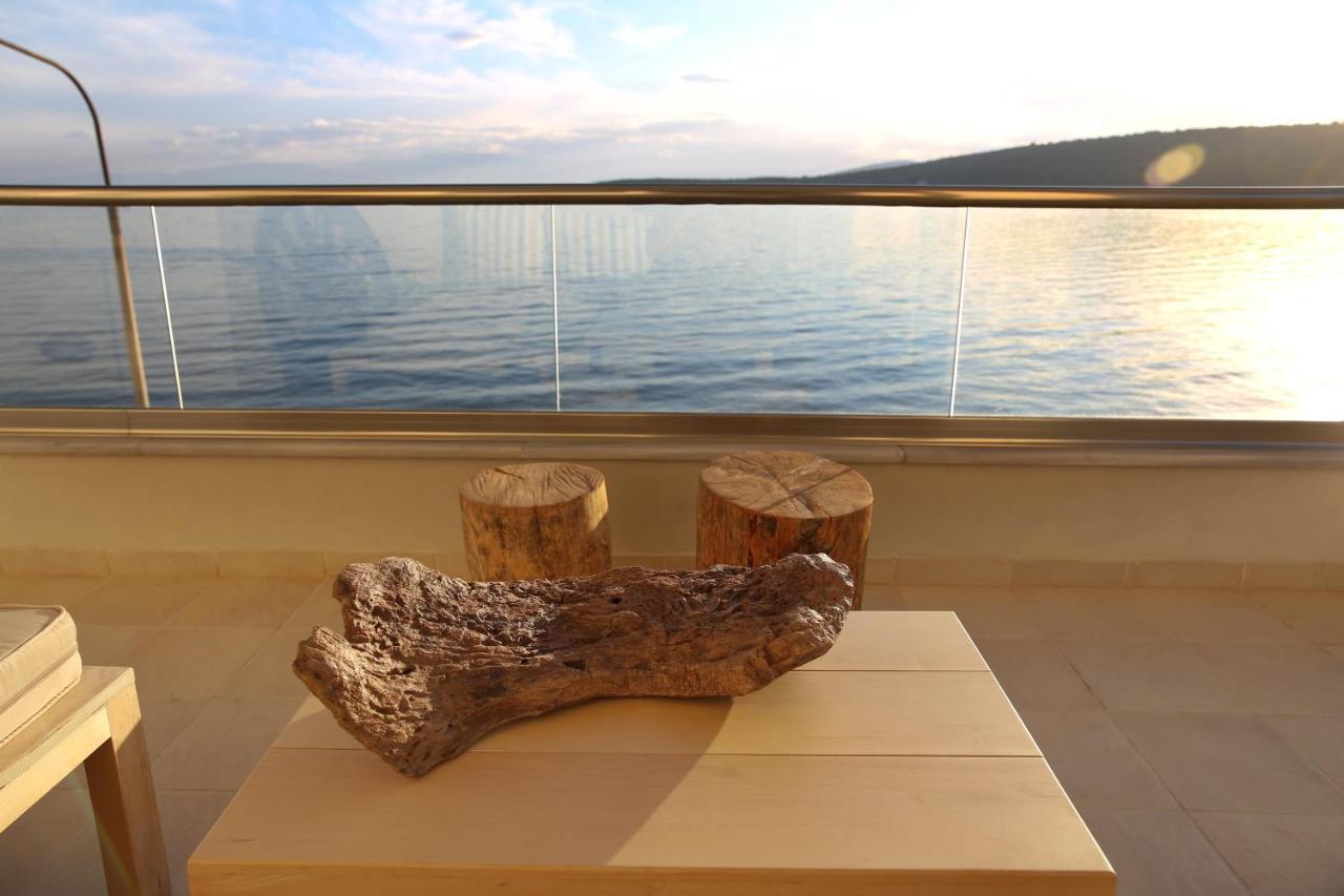 Boho Beach House In Itea-Delphi Buitenkant foto